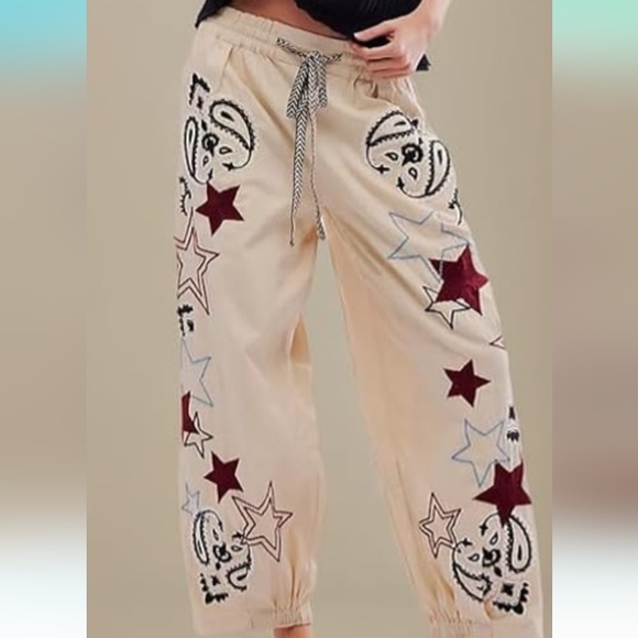 Women's Celestial Skies Printed Barrel Jeans in Ivory Combo sz